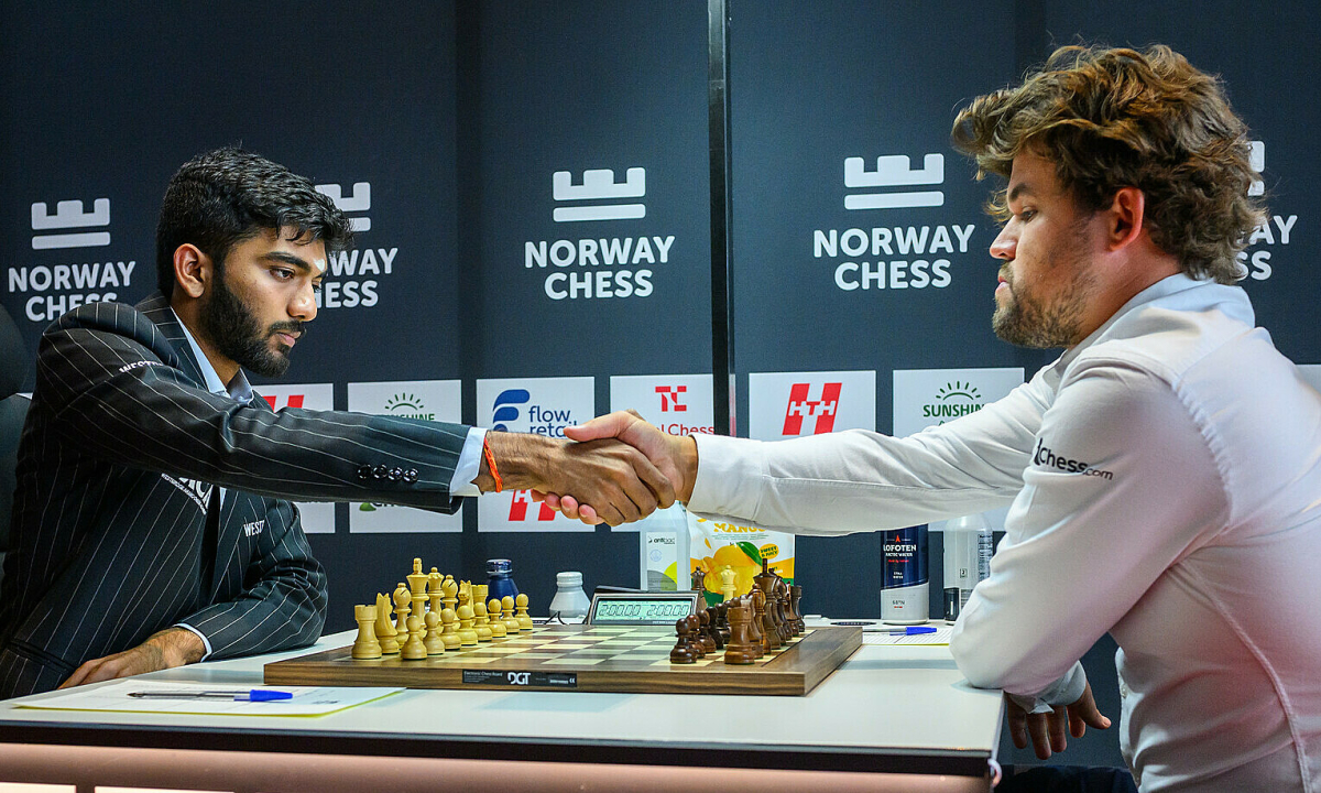 Carlsen gieo sầu cho Vua cờ Gukesh ở siêu giải Na Uy - hình ảnh - slotu888.com