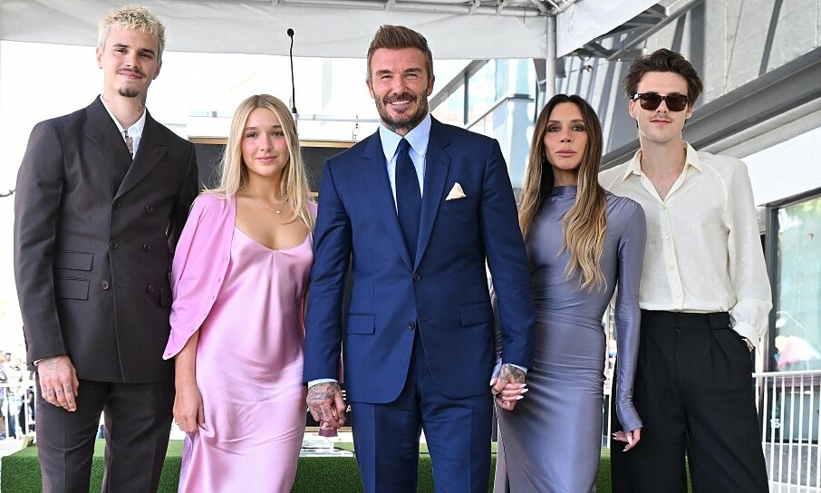 Link vào nhà cái U888: David Beckham rạng rỡ nhận sao trên Đại lộ Danh vọng - hình ảnh - slotu888.com Link vào nhà cái U888: David Beckham rạng rỡ nhận sao trên Đại lộ Danh vọng - hình ảnh - slotu888.com